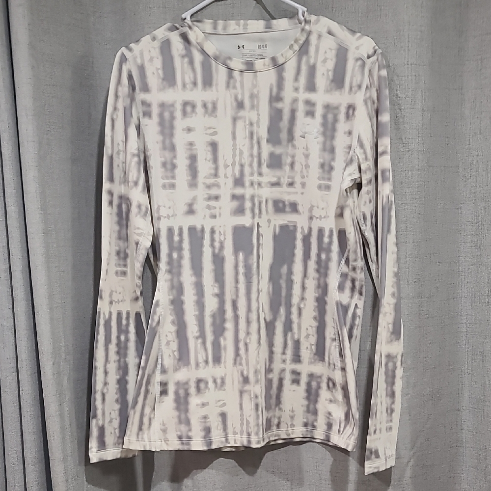 LG Women's Long Sleeve Top in Cream and Gray